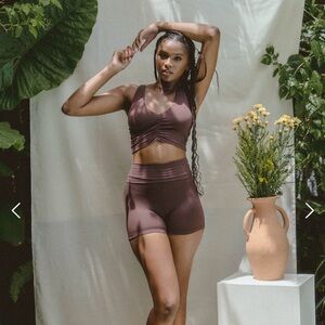 Indigo Luna Moon Shorts in Caron Brown size Large